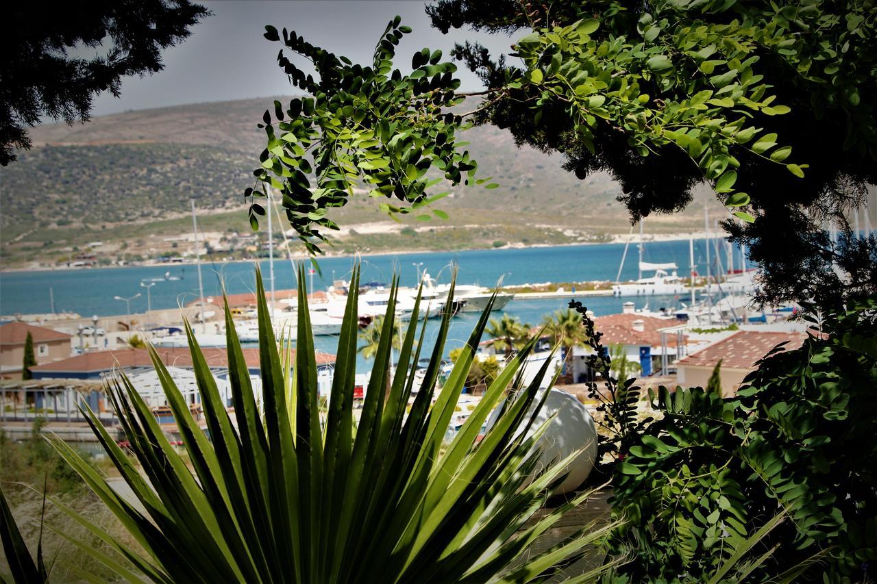 Parva Port Apartment Alacati Exterior photo